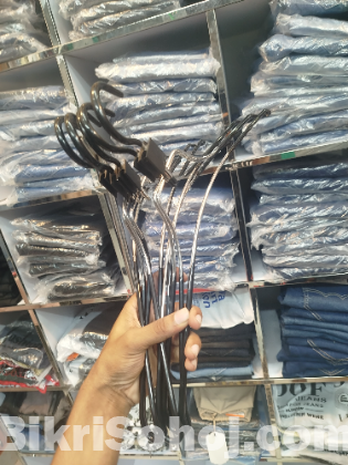 Metal Hangar premium